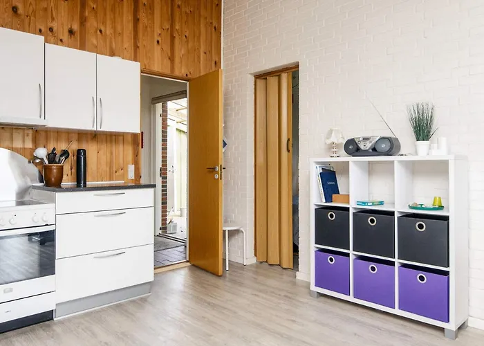 7 Person In Struer-by Traum *
