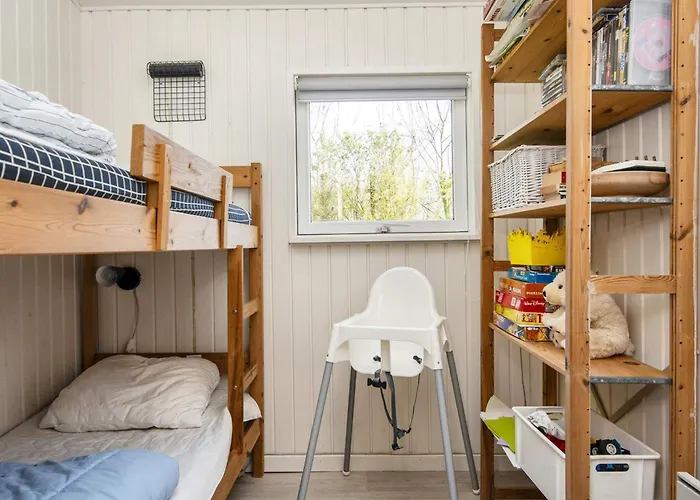 7 Person In Struer-by Traum Humlum